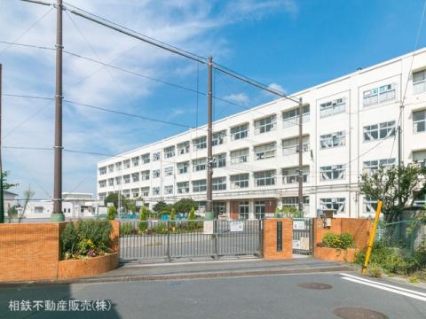 横浜市立上星川小学校(2022年8月)