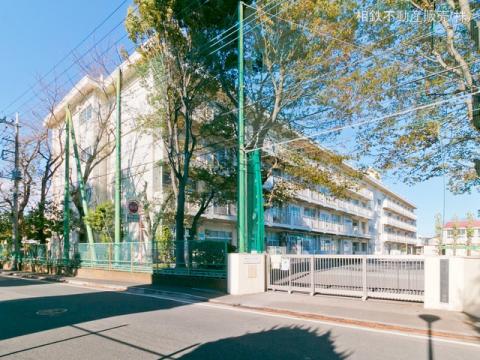 横浜市立瀬谷さくら小学校(2021年11月)