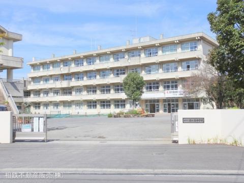海老名市立柏ケ谷中学校(2022年10月)