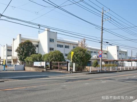 座間市立ひばりが丘小学校(2022年3月)
