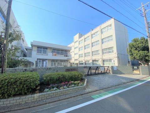 横浜市立瀬谷第二小学校(2022年11月)