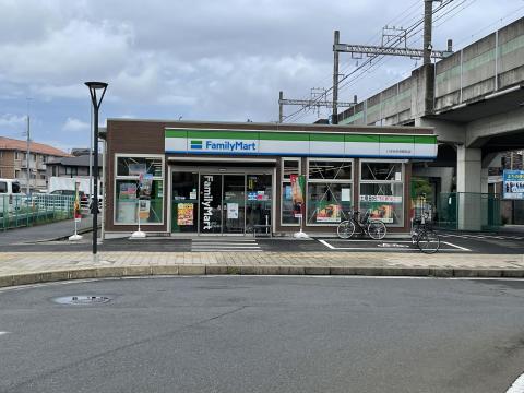 ファミリーマートいずみ中央駅前店(2023年7月)