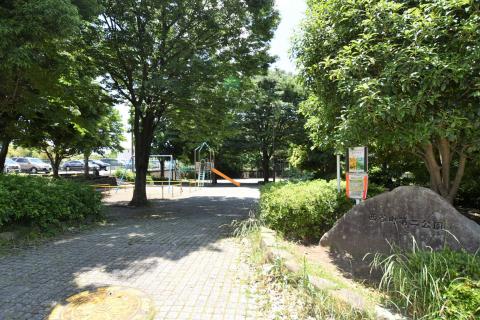 緑豊かな落ち着きのある提供公園です(2022年6月)