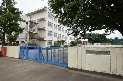 上和田中学校