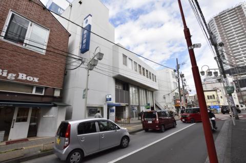 横浜銀行鶴ヶ峯支店