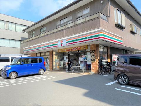セブンイレブン瀬谷駅北口店(2021年8月)