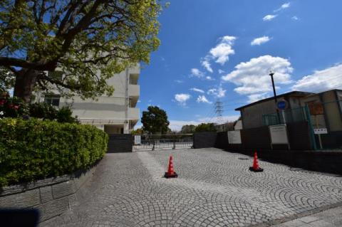 横浜市立いずみ野小学校 徒歩8分(600m)