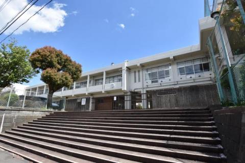 横浜市立いずみ野中学校 徒歩3分(190m)