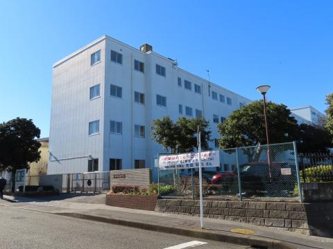 旭区中学校
