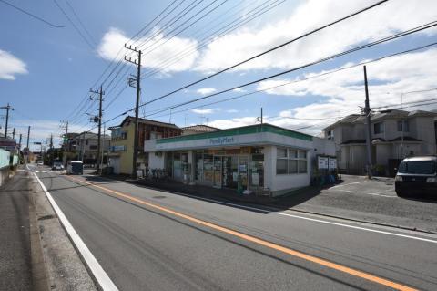 ファミリーマト瀬谷相沢店