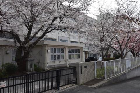 中和田小学校