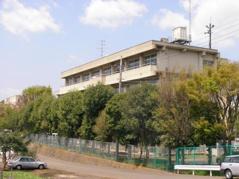 大谷中学校(2012年4月)