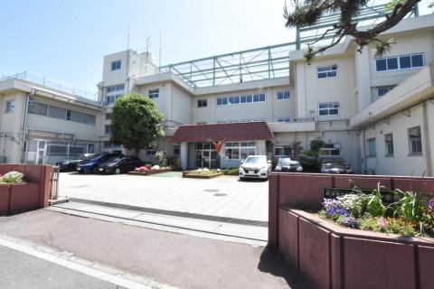 万騎が原中学校