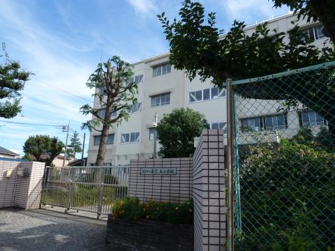希望ヶ丘小学校