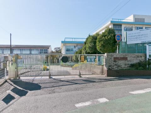横浜市立南本宿小学校