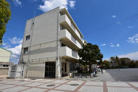 いずみ野小学校(2019年4月)