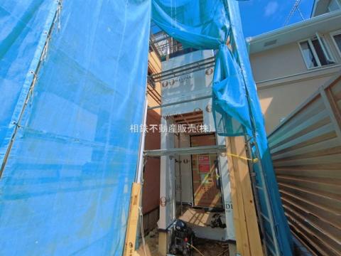 神奈川県横浜市神奈川区六角橋１丁目新築戸建