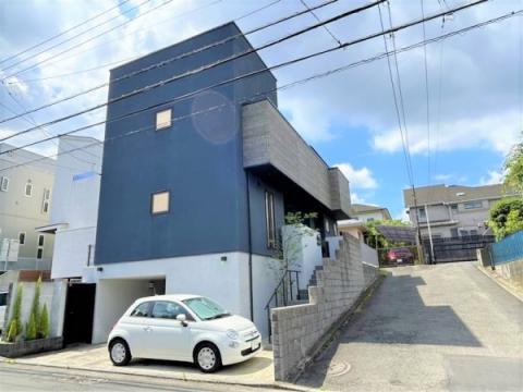 神奈川県横浜市青葉区青葉台１丁目