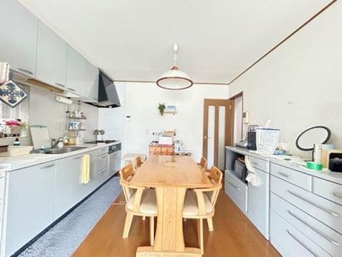 神奈川県厚木市山際