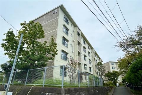 港南台めじろ四参号棟