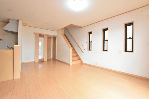 海老名市上今泉６丁目　戸建