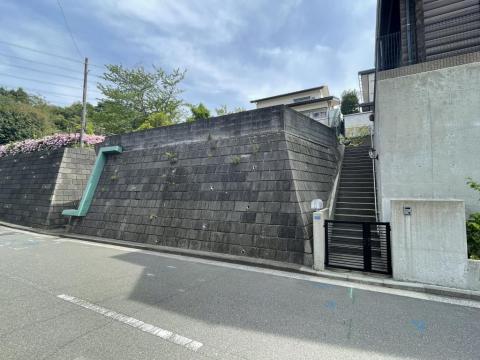 横浜市栄区尾月土地
