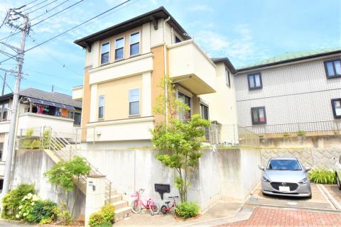下瀬谷１丁目一戸建（旧サザンヒルズ横浜三ツ境）