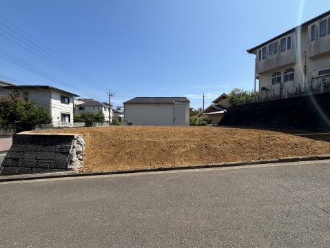 全2区画〈約35坪×南万騎が原駅まで歩いて7分×建築条件無〉柏町土地1区画