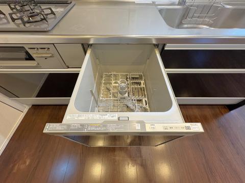 　ビルトイン食器洗乾燥機