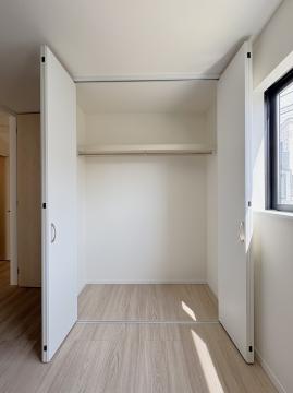 　洋室（北東）の収納