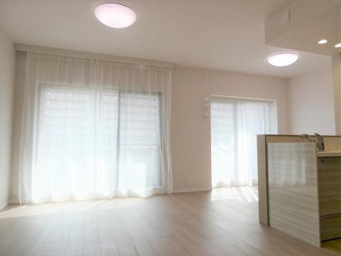 サン・ステージ緑園都市東の街１１番館