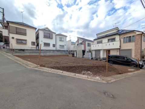 二俣川２丁目　土地／南東角地