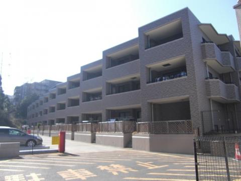 グランシャリオ緑園都市