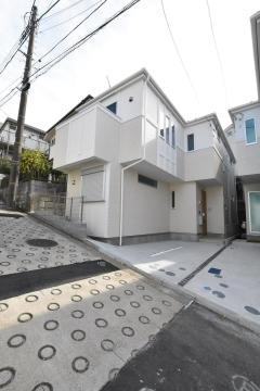 中希望が丘　新築一戸建て（２号棟）
