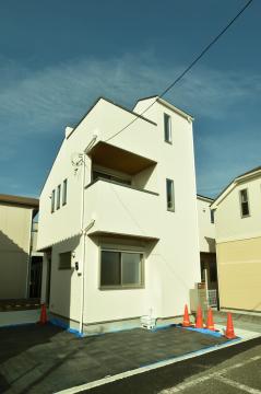 横浜市南区永田東２丁目