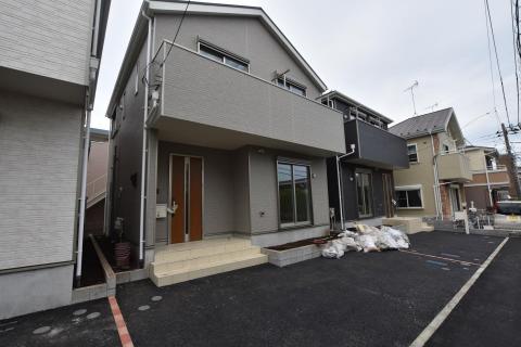 横浜市瀬谷区三ツ境　2号棟