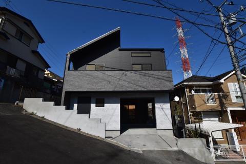 横浜市瀬谷区阿久和東２丁目新築戸建