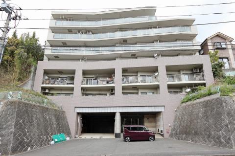リブゼ横浜ビューステージ　７階