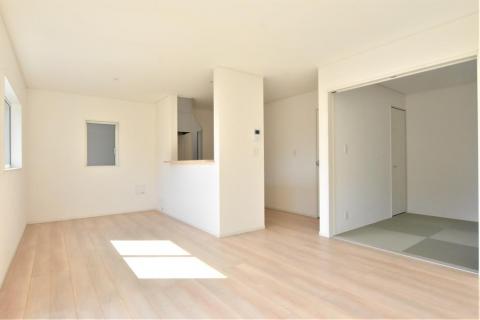 ≪耐震＋制震の地震に強い家・カースペース２台≫横浜市旭区南希望が丘新築戸建（全２棟）１号棟