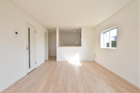 ≪カースペース3台・耐震＋制震の地震に強い家≫横浜市旭区南希望が丘新築戸建（全2棟）2号棟
