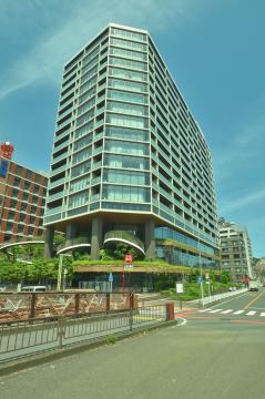 ブランズ横浜