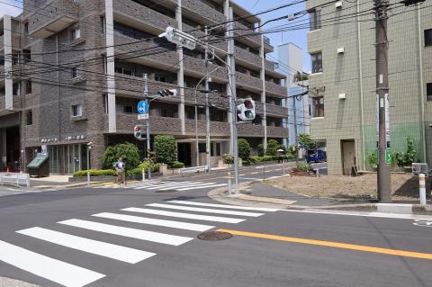 前面道路含む現地写真