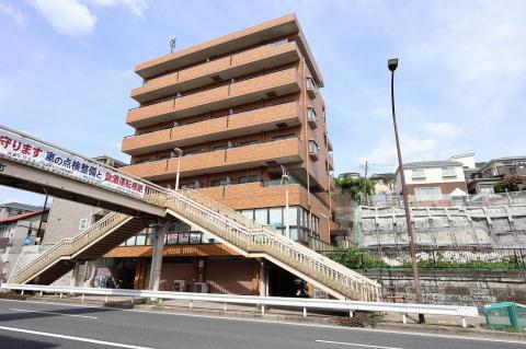 ライオンズマンションヨコハマ三ツ沢　５階