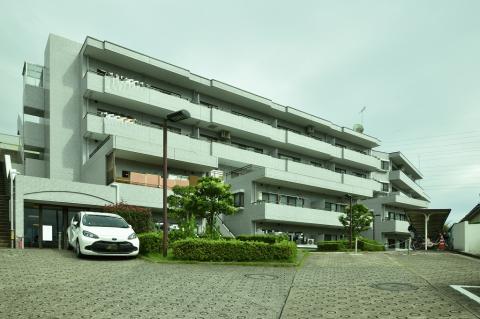 コスモ保土ケ谷サニーヒルズ１階