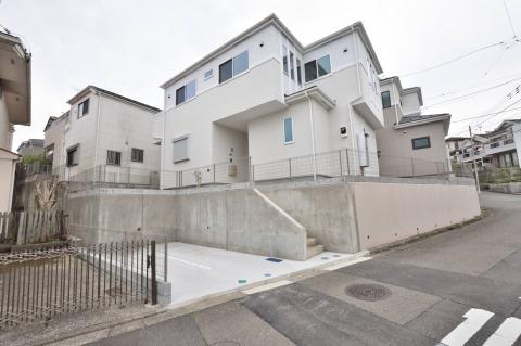 旭区白根５丁目　新築戸建　１号棟