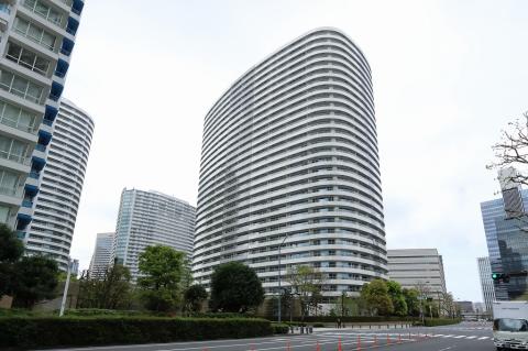 M.M.TOWERS FORESIS-L棟