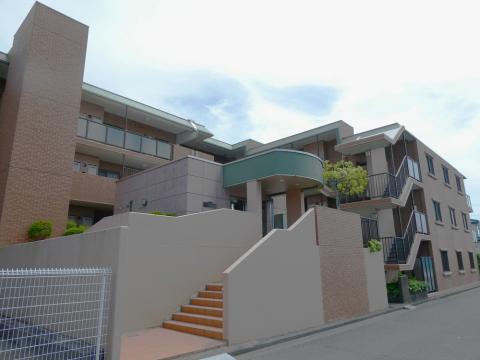 サングレイス中田南　1階