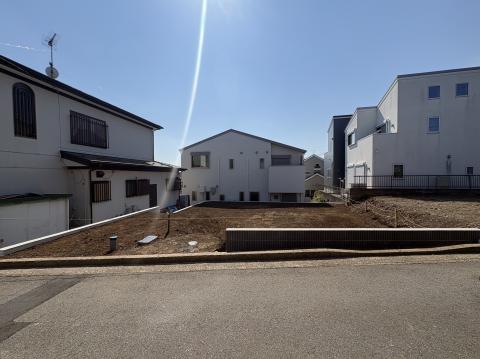 横浜市旭区四季美台土地
