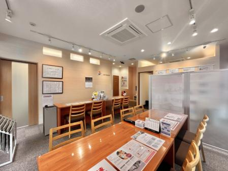 店舗内