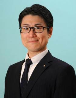 岩本 亮一（いわもと りょういち）